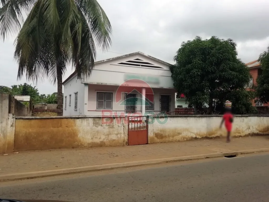 Chalé Colonial T2+1 * São Tomé